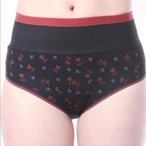 Pack of 4 lady Lyka Printed Tummy Tucker panties. Brand new